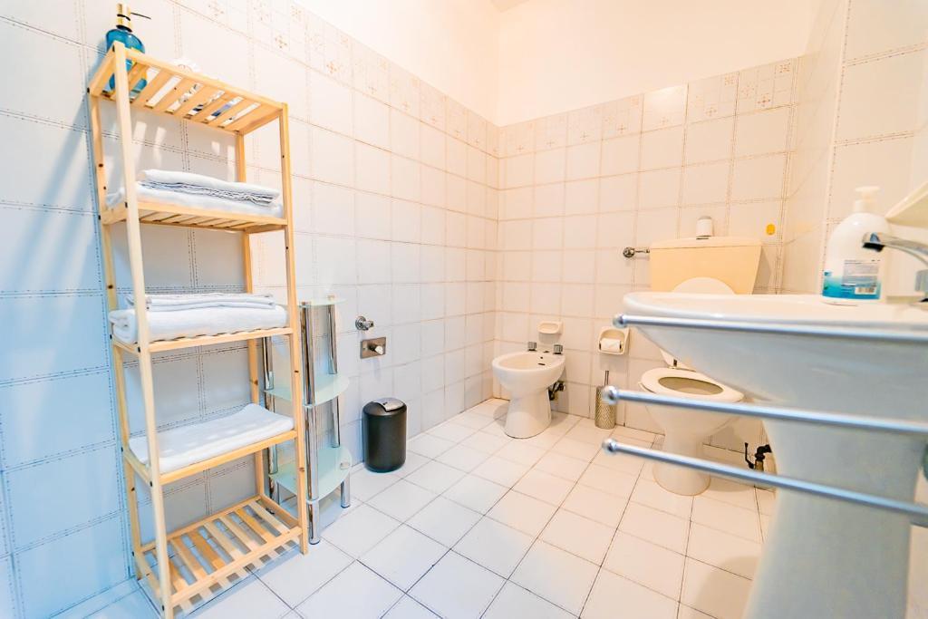 Centro Moderno Al 46 Apartment Кунео Екстериор снимка